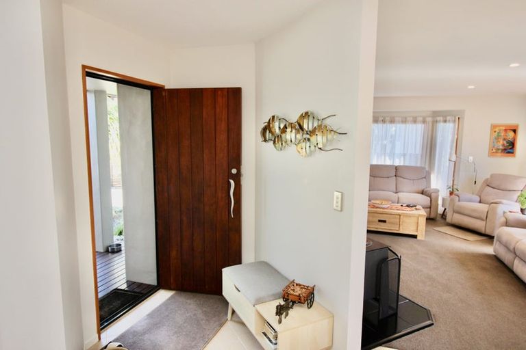 Photo of property in 16 Protea Crescent, Whitianga, 3510