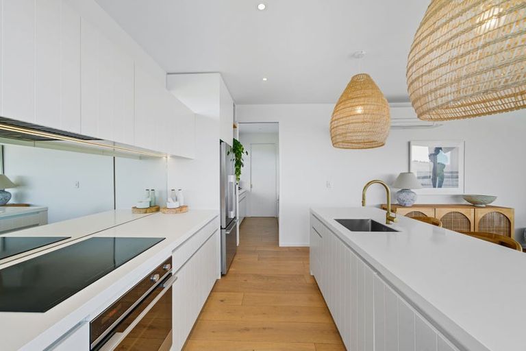 Photo of property in 89f Taylors Mistake Road, Scarborough, Christchurch, 8081