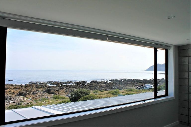 Photo of property in 442 The Esplanade, Island Bay, Wellington, 6023