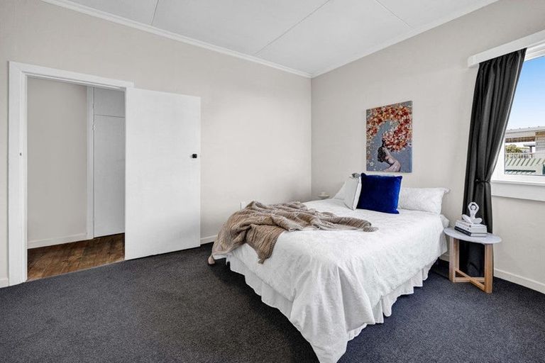 Photo of property in 11 Mcnaughton Street, Waitara, 4320