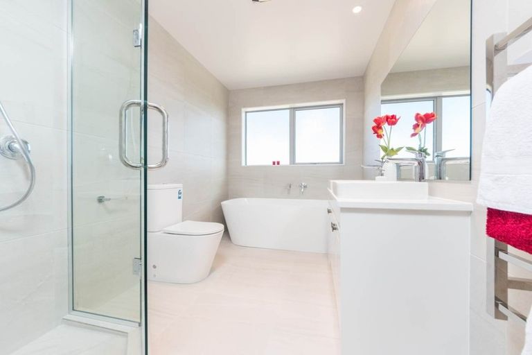 Photo of property in 4 Kilcadden Drive, Flat Bush, Auckland, 2019