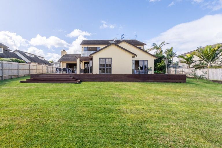 Photo of property in 49 Westerham Drive, Dannemora, Auckland, 2016