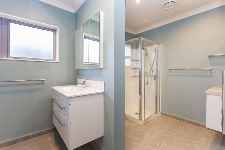 Photo of property in 9 Ashfield Place, Ilam, Christchurch, 8041