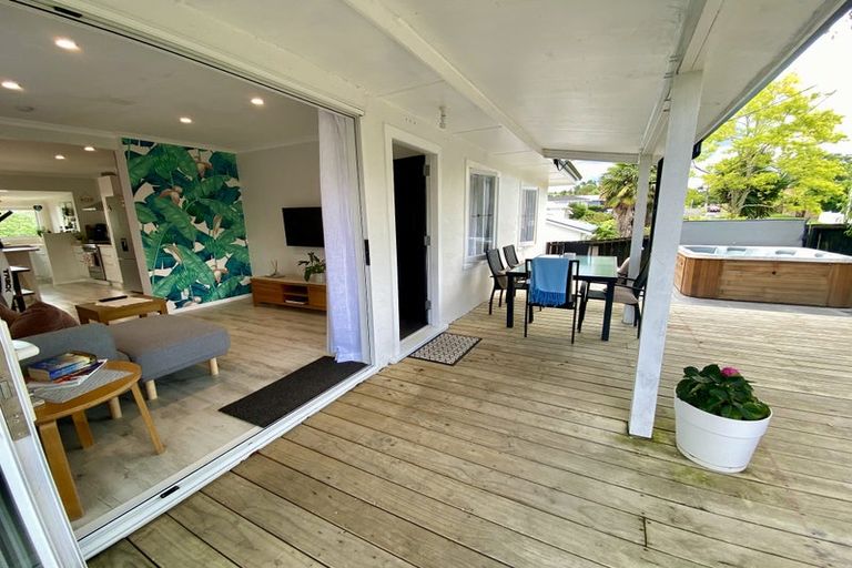 Photo of property in 19 Tahi Terrace, Glen Eden, Auckland, 0602