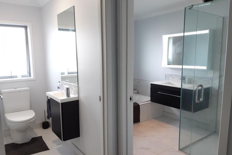 Photo of property in 24 Hitchen Road, Pokeno, 2402