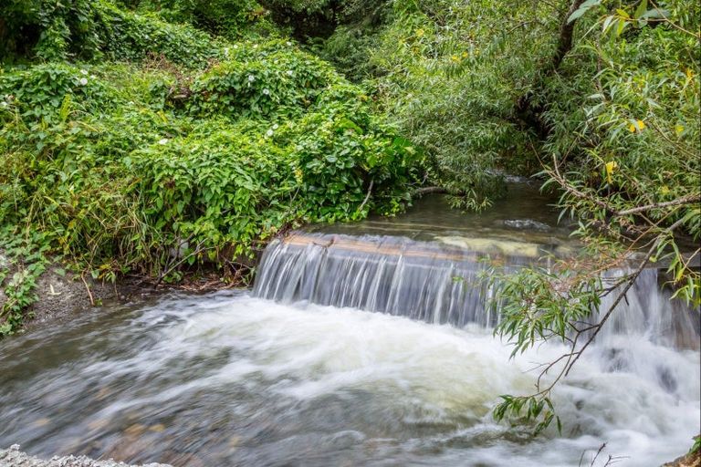 Photo of property in 80 Johnston Street, Featherston, 5710