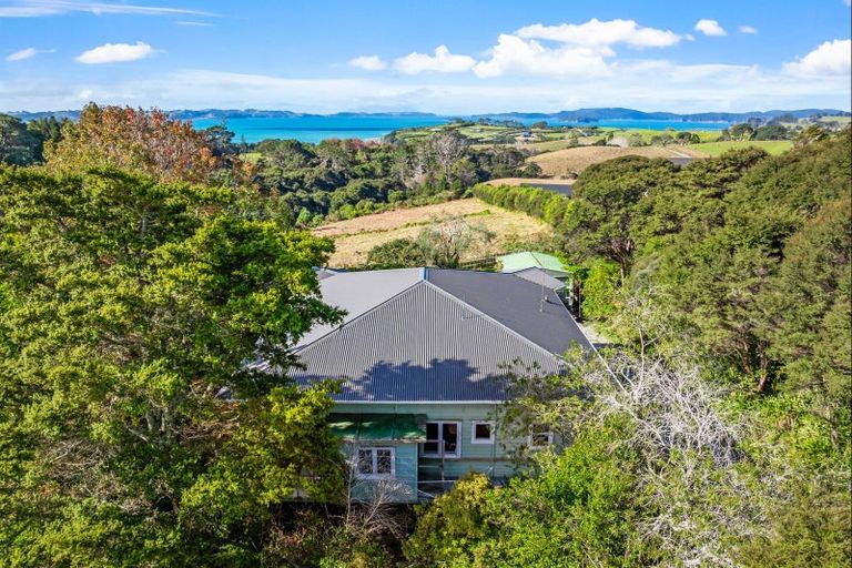 Photo of property in 23 Martins Bay Road, Algies Bay, Warkworth, 0982