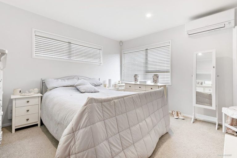 Photo of property in 7 Redlands Grove, Swanson, Auckland, 0612