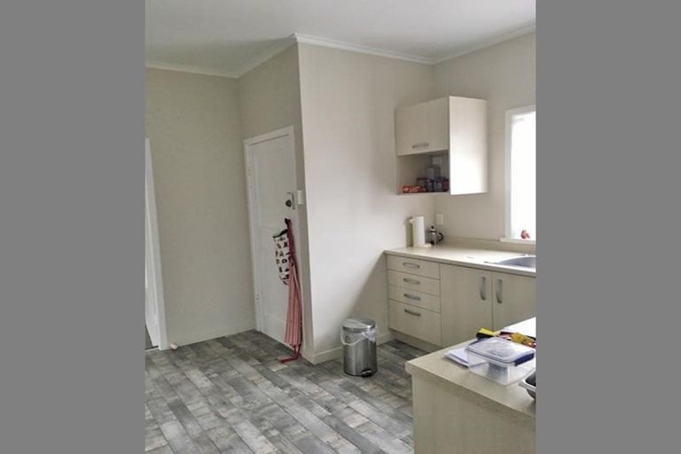 Photo of property in 5/9 South Street, Papakura, 2110