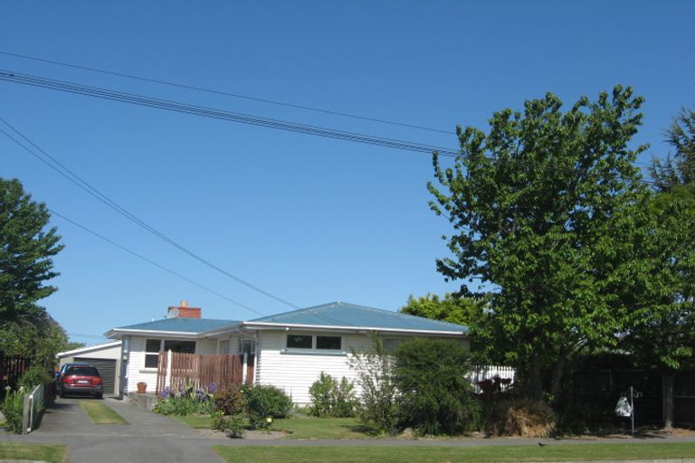 Photo of property in 72 Cotswold Avenue, Bishopdale, Christchurch, 8053