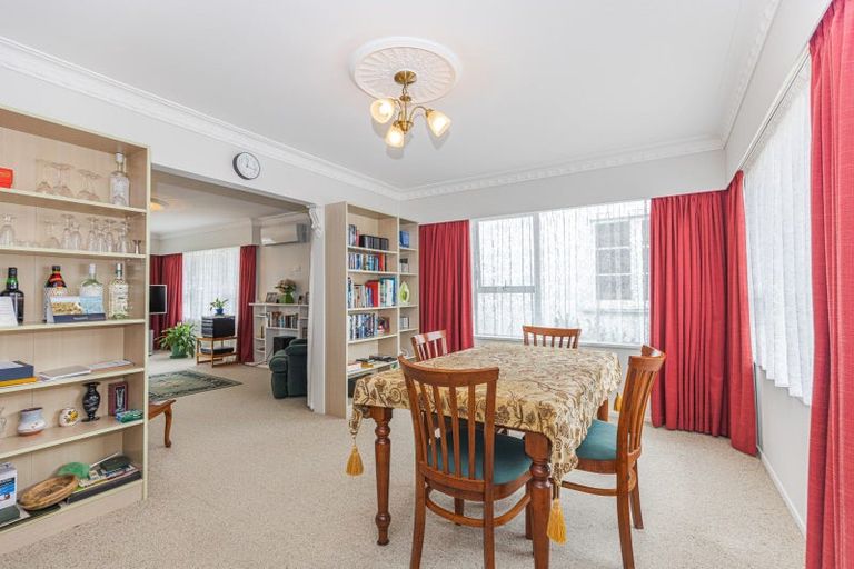 Photo of property in 8a Peakes Road, Saint Johns Hill, Whanganui, 4501