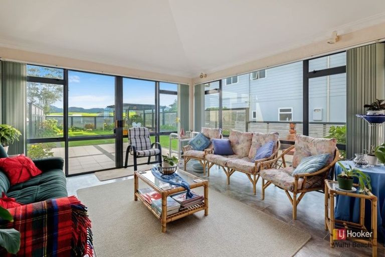 Photo of property in 142 Seaforth Road, Waihi Beach, 3611