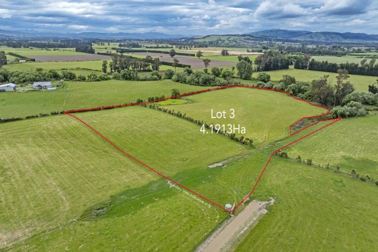 Photo of property in 229 Balcairn Amberley Road, Balcairn, Amberley, 7481