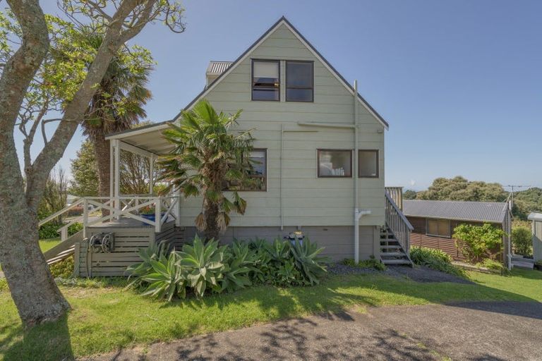 Photo of property in 441 Onemana Drive, Onemana, Whangamata, 3691