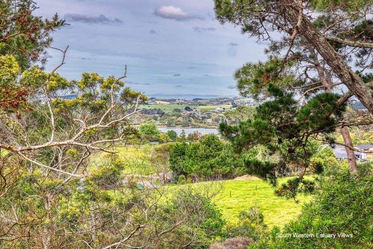 Photo of property in 10 Cornwall Way, Mangawhai Heads, Mangawhai, 0505