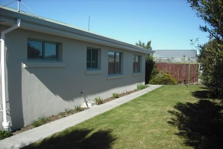 Photo of property in 7a Manly Place, North New Brighton, Christchurch, 8083