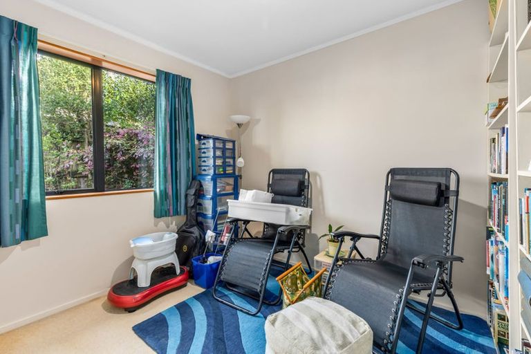 Photo of property in 19 Angel Way, Stanmore Bay, Whangaparaoa, 0932