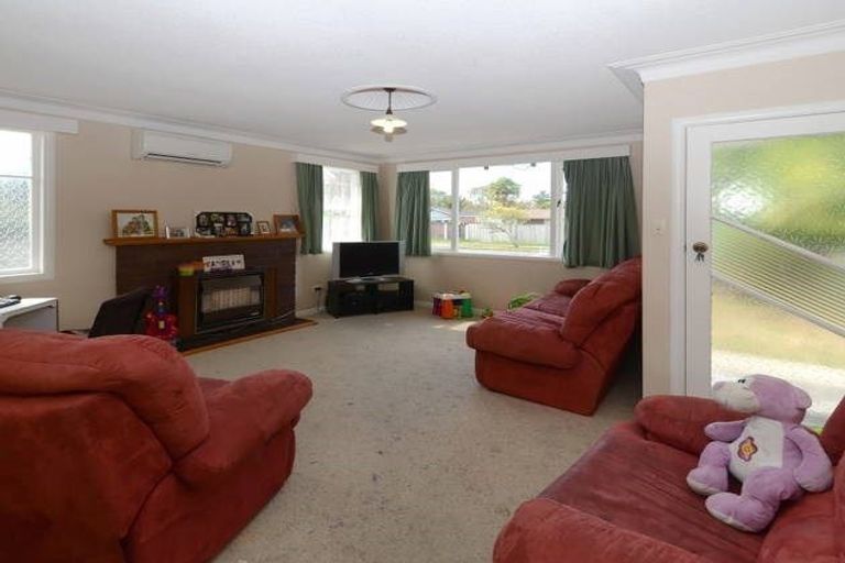 Photo of property in 90 Grandview Road, Nawton, Hamilton, 3200