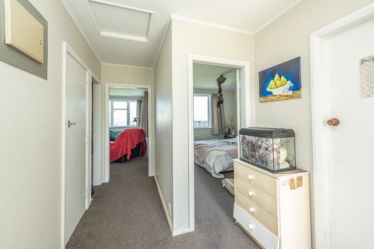Photo of property in 14 Rogers Street, Castlecliff, Whanganui, 4501
