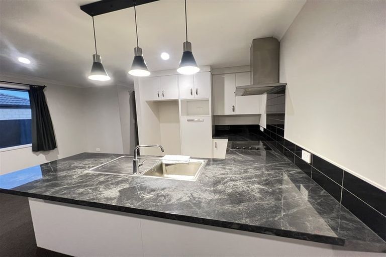 Photo of property in 61 Bert Wall Drive, Omokoroa, 3114