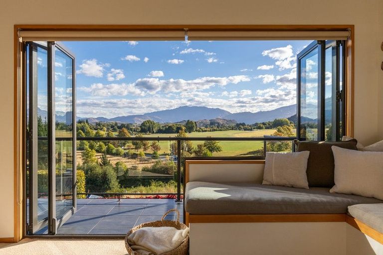 Photo of property in 18 Stafford Street, Arrowtown, 9302