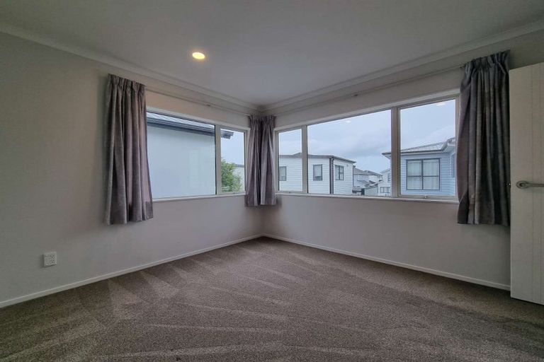 Photo of property in 7 Silvereye Road, Hobsonville, Auckland, 0616