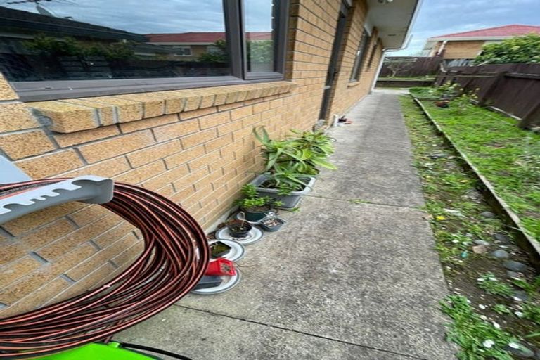 Photo of property in 70 Naylors Drive, Mangere, Auckland, 2022