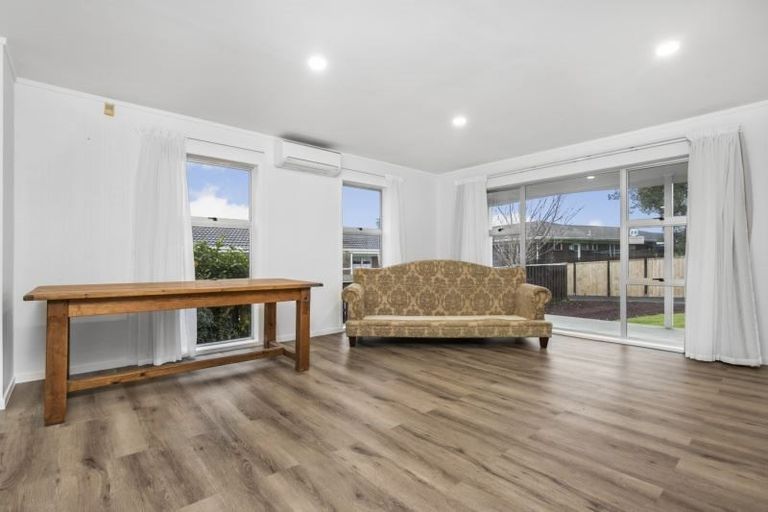 Photo of property in 1/41 Ashdown Place, Pahurehure, Papakura, 2113