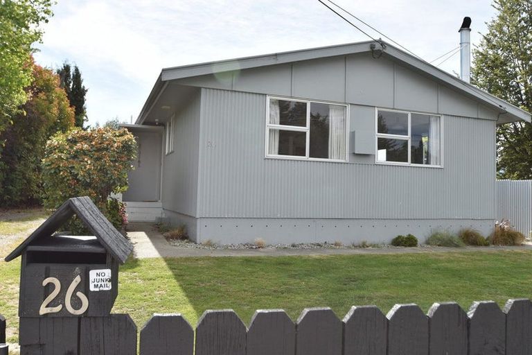 Photo of property in 26 Jollie Road, Twizel, 7901