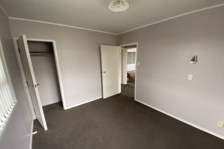 Photo of property in 1/191 Don Buck Road, Massey, Auckland, 0614