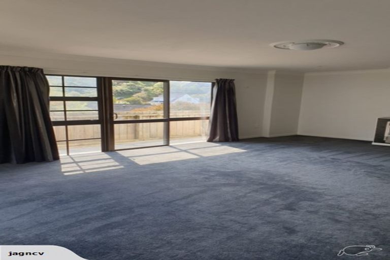 Photo of property in 49b Viewmont Drive, Harbour View, Lower Hutt, 5010