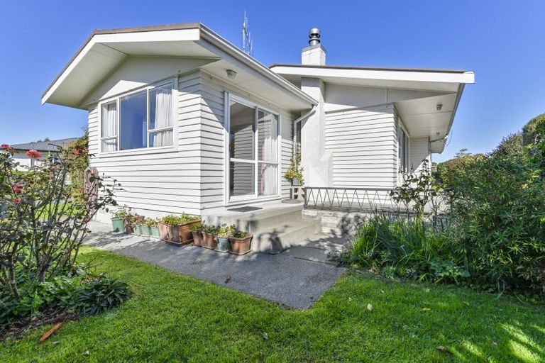 Photo of property in 108 Harlech Street, Mayfair, Hastings, 4122