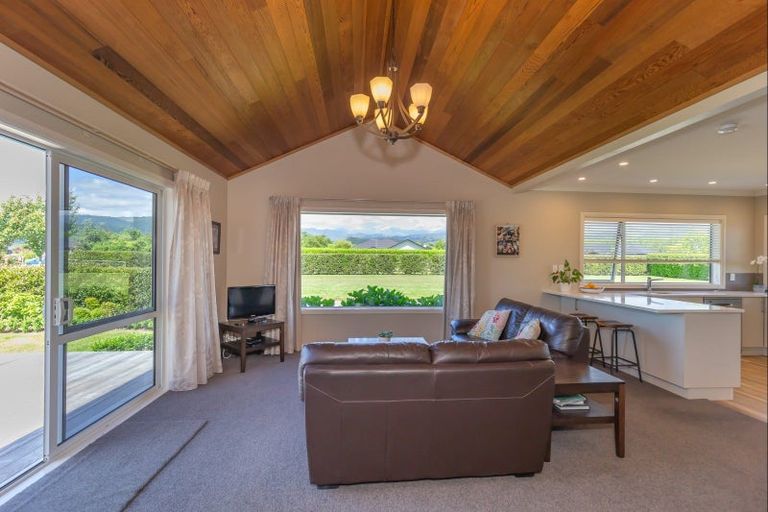 Photo of property in 17 Arete Lane, Levin, 5571