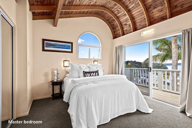 Photo of property in 20 Merehai Place, Snells Beach, 0920