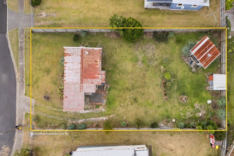 Photo of property in 126 Hampton Road, Whangamata, 3620