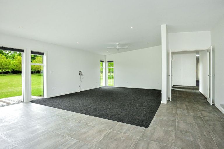 Photo of property in 32 Royd Road West, Makauri, Gisborne, 4071