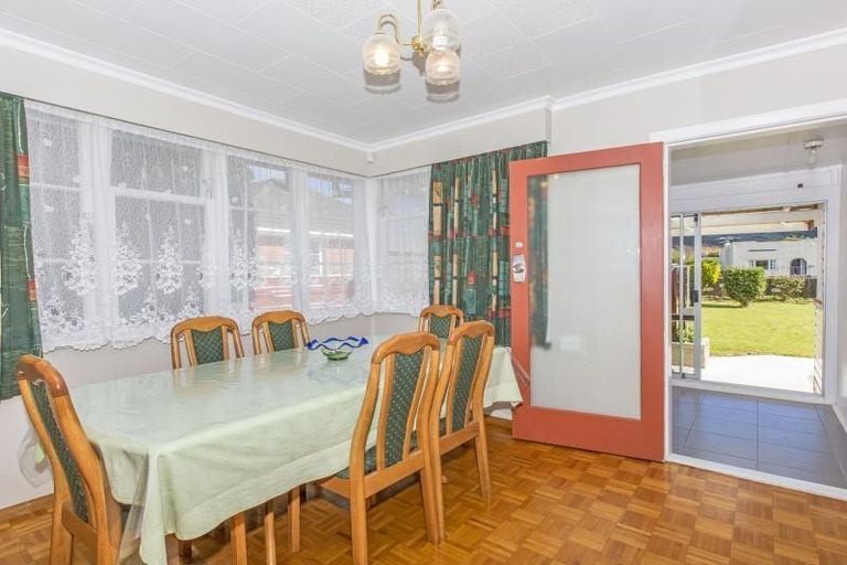 Photo of property in 1088 High Street, Taita, Lower Hutt, 5011