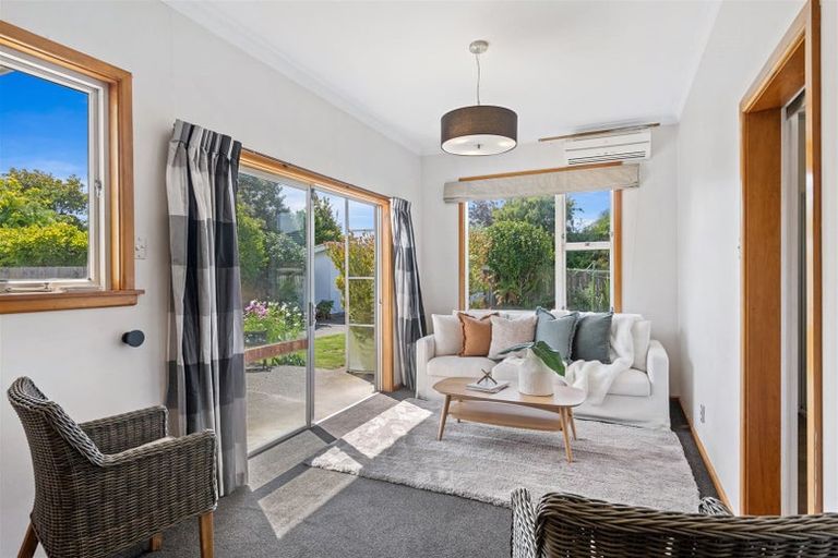 Photo of property in 24 Cashmere View Street, Somerfield, Christchurch, 8024