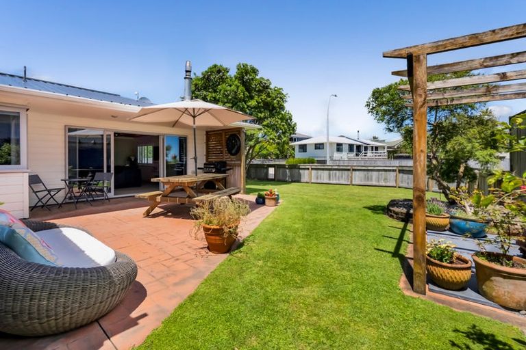 Photo of property in 8 Ellesmere Avenue, Bell Block, New Plymouth, 4312