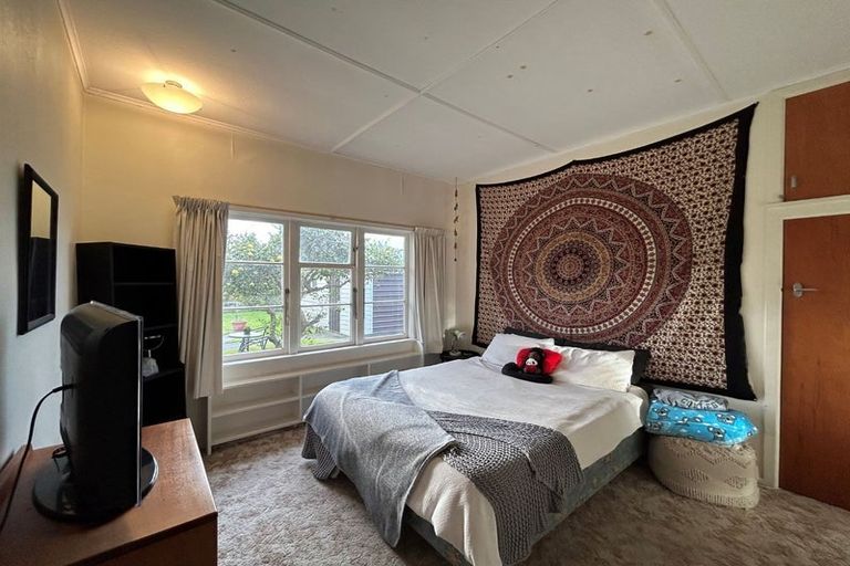 Photo of property in 67 Gloucester Street, Greenmeadows, Napier, 4112