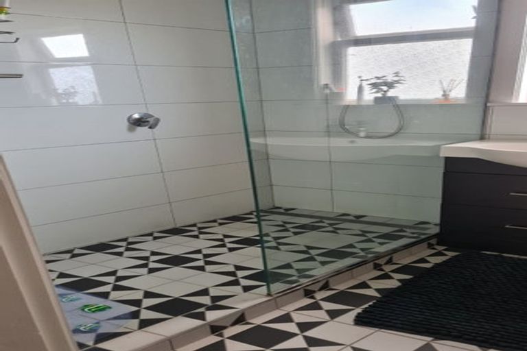 Photo of property in 45 Cologne Street, Martinborough, 5711