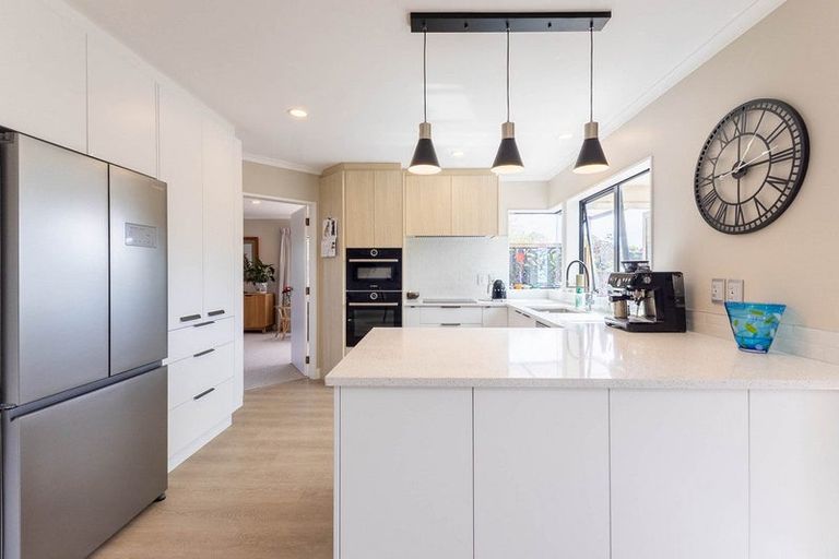 Photo of property in 23 Harry Shaw Way, Raumati South, Paraparaumu, 5032