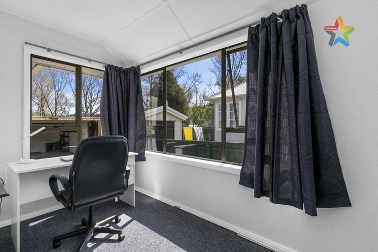 Photo of property in 195 Waddington Drive, Naenae, Lower Hutt, 5011