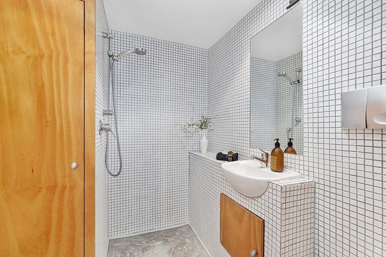 Photo of property in 31 Aro Street, Aro Valley, Wellington, 6021