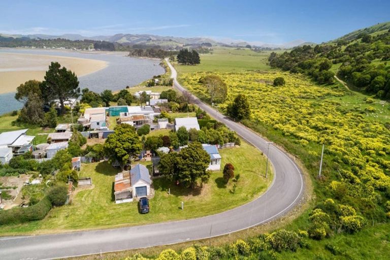 Photo of property in 282 Newhaven Road, New Haven, Owaka, 9585