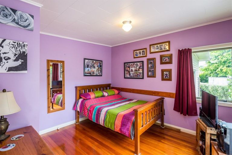 Photo of property in 92 Matai Road, Raumati South, Paraparaumu, 5032