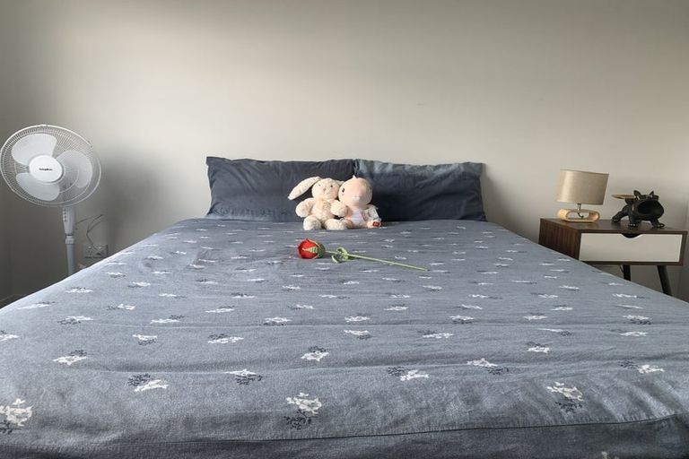 Photo of property in 7/77 Glenmore Road, Sunnyhills, Auckland, 2010