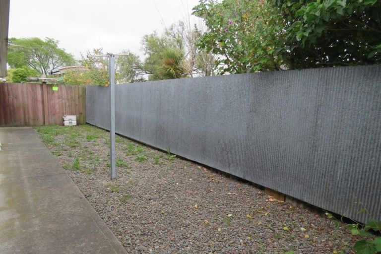 Photo of property in 1/8 Peverel Street, Riccarton, Christchurch, 8011