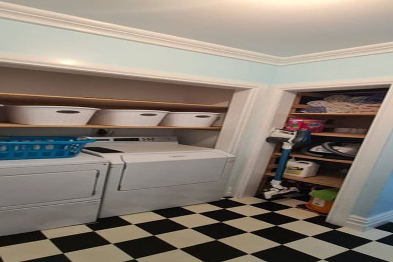 Photo of property in 64b Tramway Road, Beach Haven, Auckland, 0626