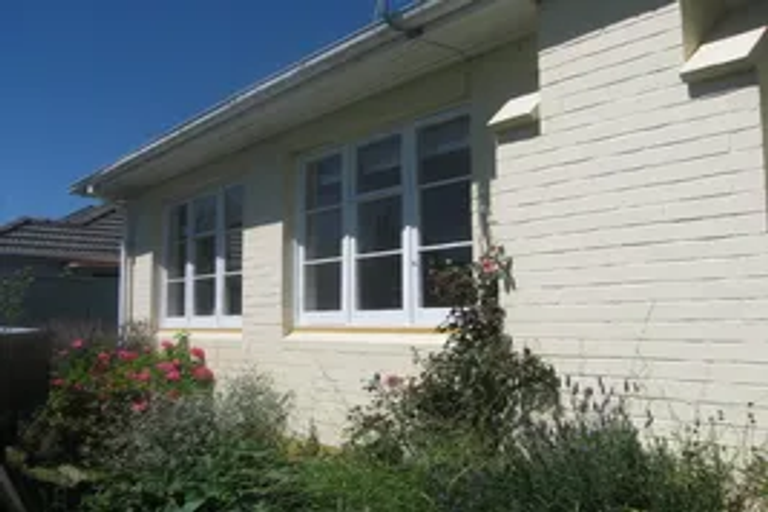 Photo of property in 41 Ihle Street, Terrace End, Palmerston North, 4410